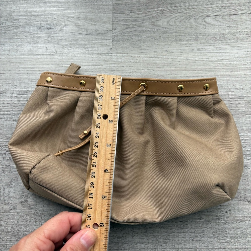 Yves Saint Laurent Pouch - Picture 4 of 9